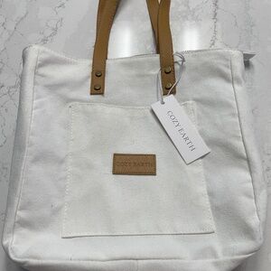 Cozy Earth canvas handbag